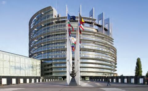 اروپا به واقعیت‌های صنعتی تن داد