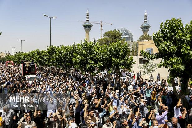انزجار عمومی از سکوت جهانی؛ حضور گسترده مردم اصفهان در دفاع از فلسطین