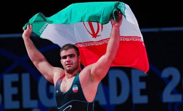 مادر امین میرزازاده: شادی دل هموطنانم را به واسطه برد پسرم از خدا خواستم