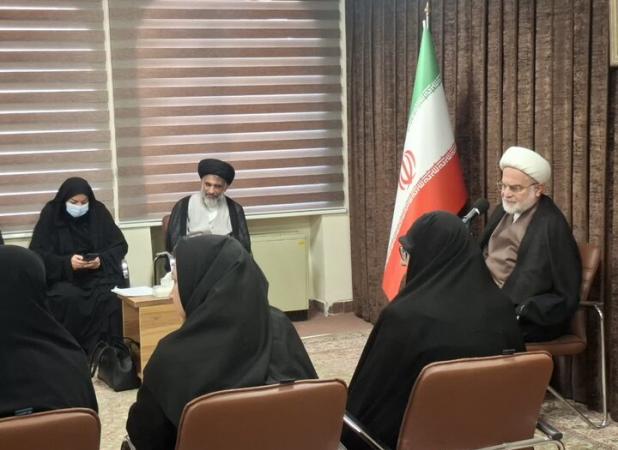 آژیر: زن ایرانی با حفظ عفاف در تمامی عرصه‌ها نقش آفرینی می‌کند