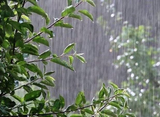 بارش‌های همرفتی شمال و غرب اصفهان را فرامی‌گیرد