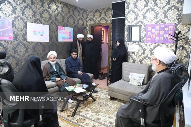 پایداری ملت ایران در برابر هجمه‌ها همیشه زبانزد بوده است