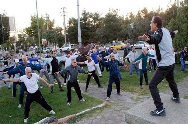 برگزاری همایش بزرگ ورزش صبحگاهی در زنجان