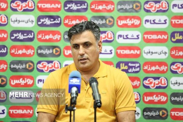 خلیفه‌اصل:شکست مقابل گل‌گهر ازارزش بازیکنان استقلال خوزستان کم نمی‌کند