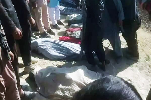 ۱۲ کشته و ۴ زخمی بر اثر سقوط تراکتور به داخل آب در جنوب افغانستان
