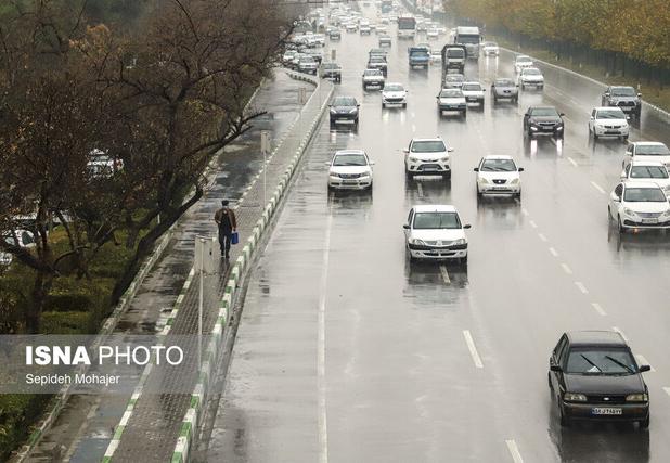 ثبت بیش از ۷۰۰ تصادف خسارتی ناشی از بارش باران در مشهد