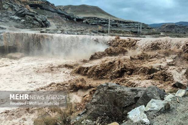 صدای پای سیلاب بیخ گوش لرستان/بارش‌هادرساعات آینده افزایش می‌یابد