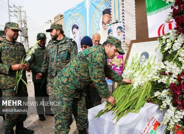 بیت تاریخی امام خمینی(ره) در قم گلباران می شود