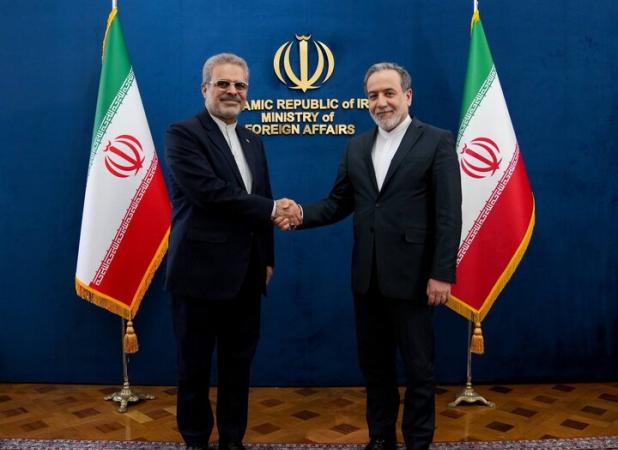 دیدار سفیر جدید ایران در ونزوئلا با وزیر امور خارجه