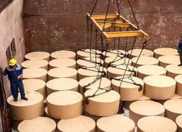 کاغذهای ۱۳ میلیون دلاری همچنان در پیچ وخم گرفتاری‌های قضایی و گمرکی