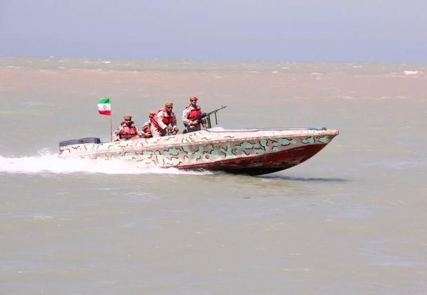 کشف محموله کالای قاچاق در آب‌های میناب