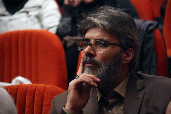 منصور انوری رمانی پنج جلدی درباره عاشورا می‌نویسد