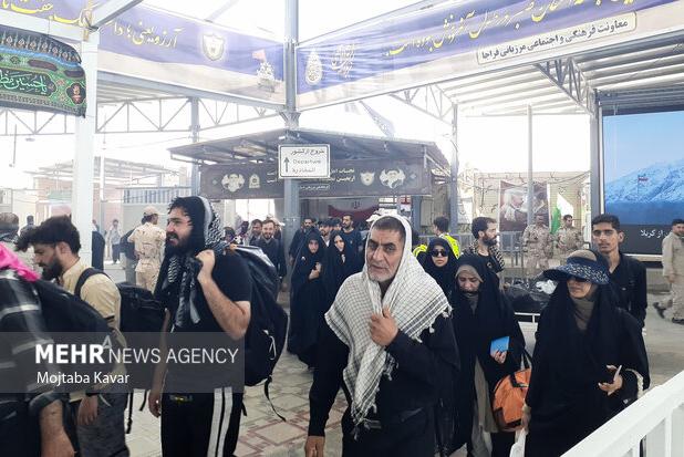 حال و هوای زوار کربلا در مرز مهران