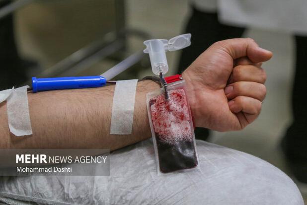 اهداکنندگان خون زندگی را به بیماران هدیه می‌دهند