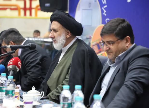 نوجوانان و جوانان ثروت اصلی کشور هستند