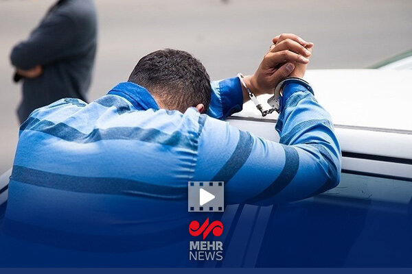 غافلگیری سارق موبایل‌قاپ در بن‌بست پلیس