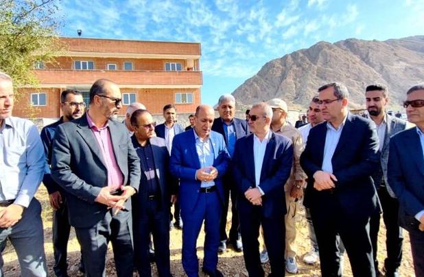 تاکید بر تامین آب باغات در سفر استاندار کهگیلویه و بویراحمد به گچساران