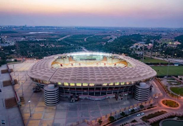 ادامه تلاش‌ها برای ورود بانوان به ورزشگاه فولاد/ بازی فولاد - پیکان با حضور بانوان؟