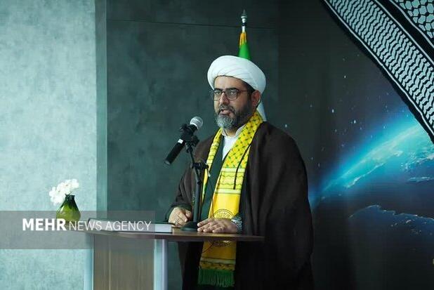 آیت الله سید طیب موسوی عمر خود را به ترویج معارف محمدی و علوی سپری کرد