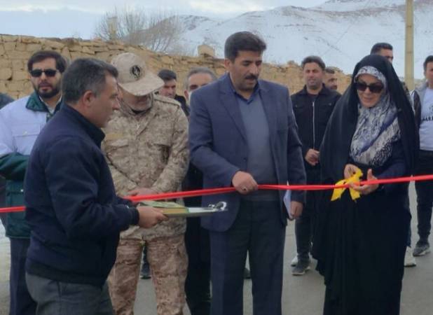 افتتاح طرحهای عمرانی و بهسازی ۴۰ مسکن روستایی در ماکو