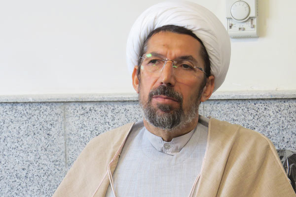 فرهنگ عاشورا مانع خاموشی چراغ اسلام در ایران شد