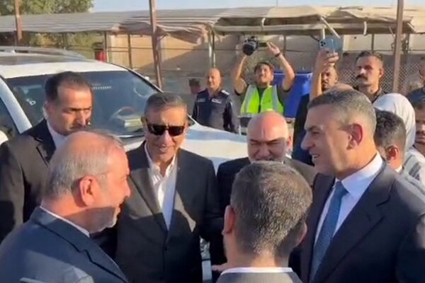 استقبال استاندار بصره از معاون اجرایی رئیس جمهور