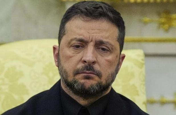 زلنسکی: واگذاری اراضی اوکراین، بدون همه‌پرسی ممکن نیست