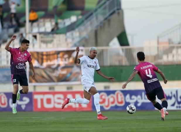 آلومینیوم با پیراهن خوش‌یمن بالأخره متوقف شد/ آبی‌های اهوازی در انزلی زمین‌گیر شدند