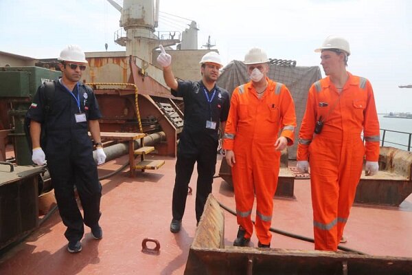 بازرسی ایمنی و فنی بیش از ۱۹۰۰ فروند کِشتی در آب‌های هرمزگان