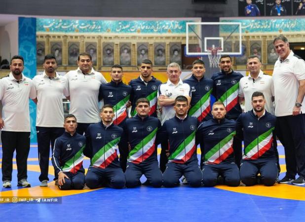 تیم ملی کشتی آزاد جوانان ایران مقتدرانه قهرمان شد
