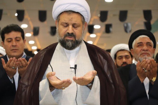 امام جمعه رباط کریم: بسیجیان عامل پیروزی‌های انقلاب اسلامی هستند