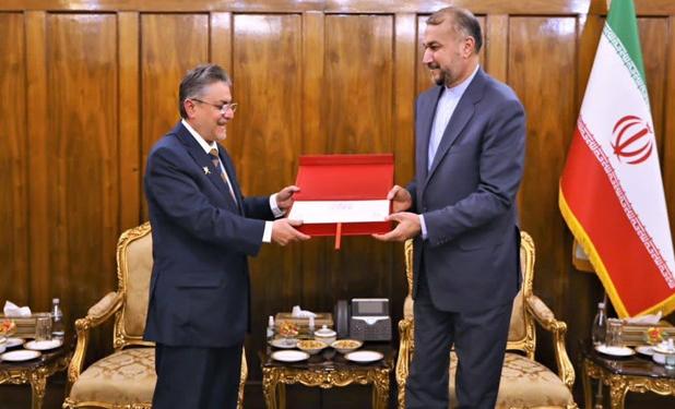 پیام سلطان عمان به رئیسی تسلیم امیرعبداللهیان شد