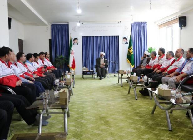 جمعیت هلال‌احمر نهادی مردمی و ارزشمند است