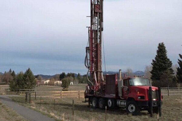 حفر و تجهیز ۴ حلقه چاه برای رفع تنش آبی در بوکان