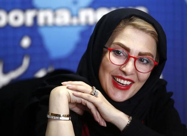 مجری زن صداوسیما: این یک شب استوری نذارید!