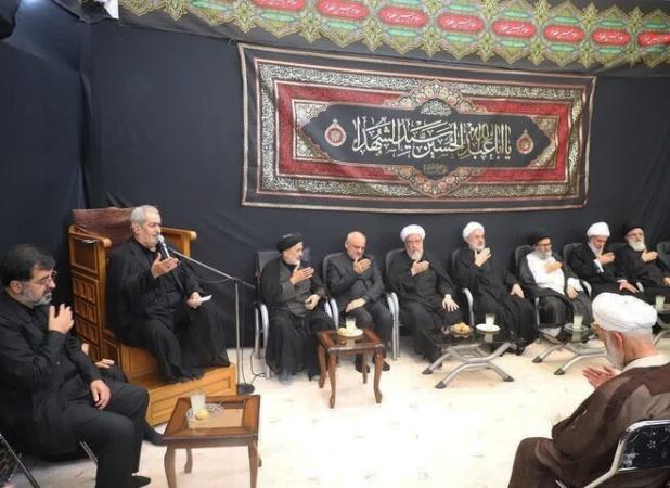 رئیس دفتر رئیس‌جمهور در مراسم تاسوعای بیوت مراجع تقلید قم حضور یافت