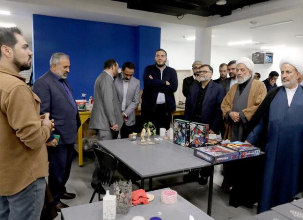 بازدید کمیسیون فرهنگی مجلس از زیست‌بوم کودک و نوجوان کارستان بهارستان