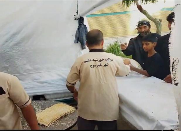 پخت و توزیع روزانه ۲۵۰۰۰ قرص نان توسط موکب خورشید هشتم شهرستان دشتی
