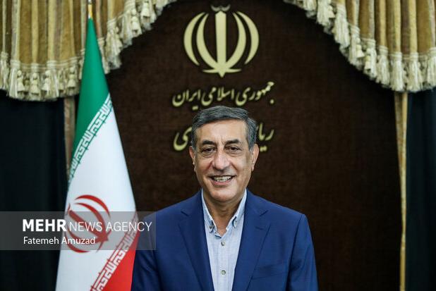 معاون اجرایی رئیس‌جمهور از نمایشگاه دائمی توانمندی‌های قم بازدید کرد