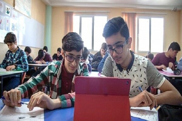 حمایت از دانش آموزان نخبه، کلید تحقق "مدرسه برفراز" در رودبارجنوب