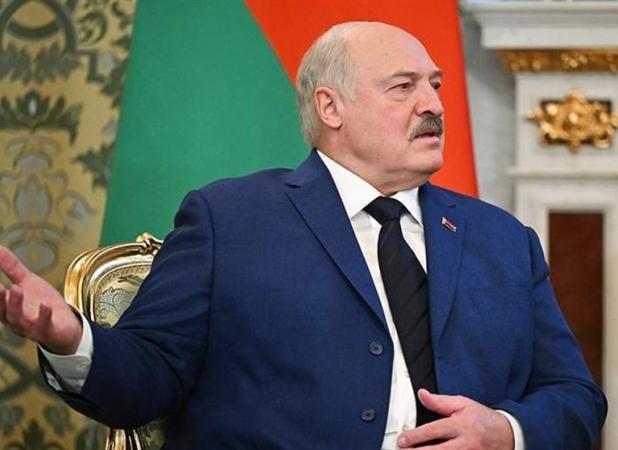 لوکاشنکو: به آمریکایی ها درباره سلاح هسته ای مان هشدار دادیم