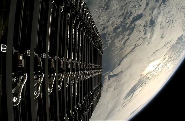 موشک جدید اسپیس ایکس ماهواره اینترنتی به فضا برد