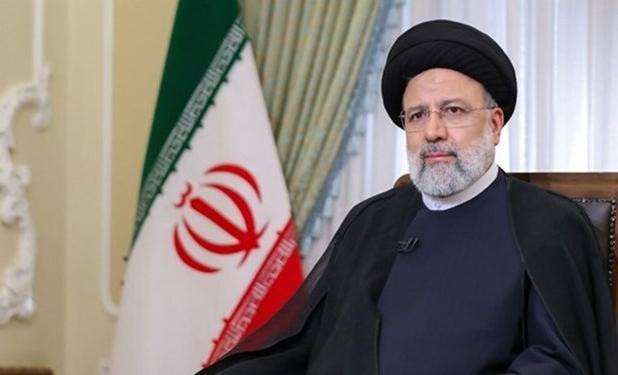 رئیسی در بدو ورود به نیویورک: صدای ملت ایران که امروز از همیشه رساتر است را به گوش جهانیان می‌رسانیم