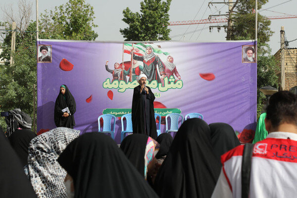 ۱۰ جشن خیابانی در استان ایلام به مناسبت دهه کرامت برگزار شد
