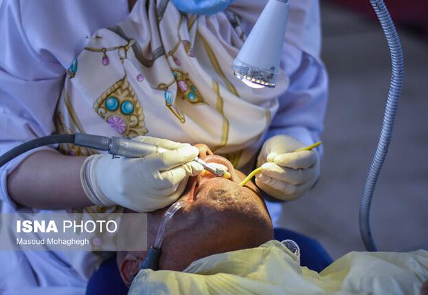 نظارت بر تعرفه‌های خدمات دندانپزشکی در فارس/ برخورد قاطع با مراکز غیرمجاز