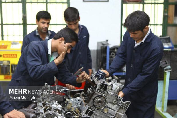 حجی‌پور: ۲۰۰ هزار ساعت آموزش فنی و حرفه‌ای در شیروان ارائه شد