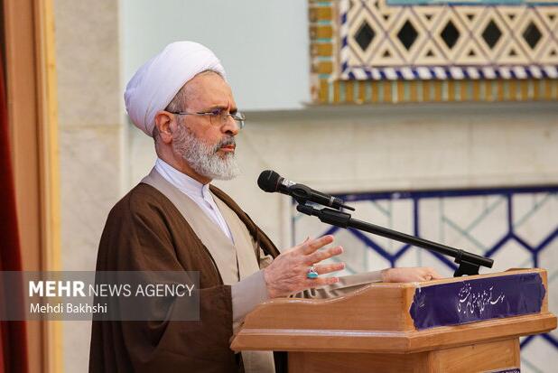 آیت الله اعرافی: جهاد دانشگاهی مرزهای نوین علمی و فرهنگی را می‌گشاید