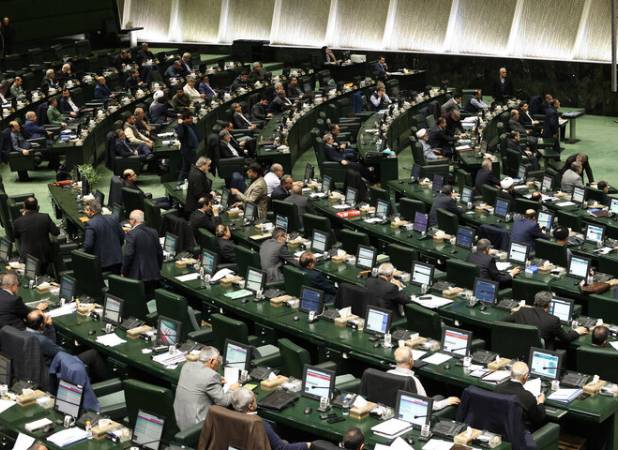 پرونده واگذاری ایران‌خودرو به کروز با رأی مجلس به قوه قضائیه رفت