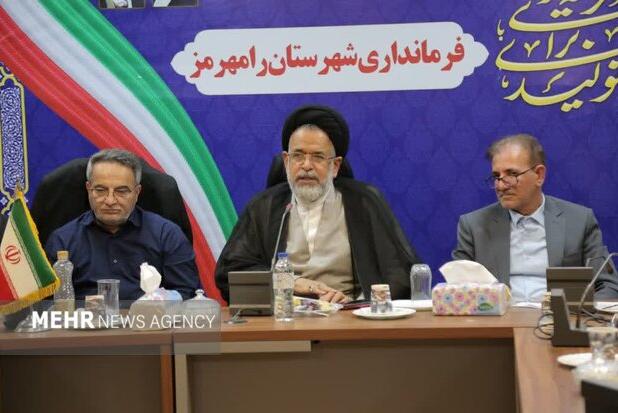 دولت برای توسعه متوازن خوزستان اهتمام ویژه دارد
