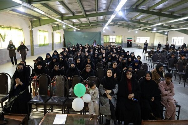 گرامیداشت هفته پژوهش در شهر خاش